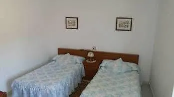 La Encina Celorio Parking Hotel Llanes