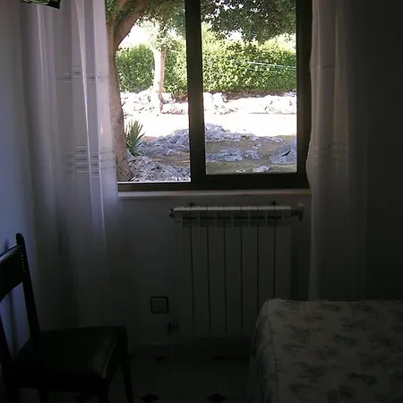 La Encina Celorio Parking Hotel Llanes