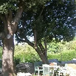 La Encina Hotel *