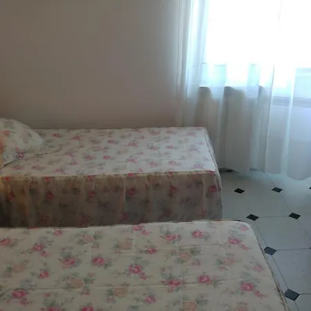 酒店 La Encina Celorio