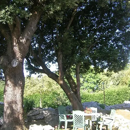 La Encina Celorio 酒店 *