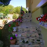 La Encina Celorio Parking