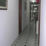 La Encina Celorio Parking * Льянес