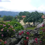 La Encina Celorio Parking Отель Льянес