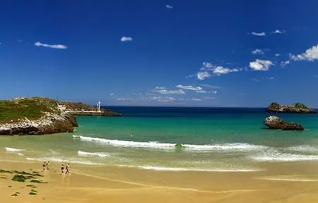 La Encina Celorio Parking Hotel Llanes